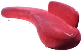 20TH CENTURY RED VELVET CURVED SOFA SETTEE