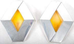 RENAULT MATCHING PAIR OF SHOWROOM ADVERTISING LIGHT BOXES