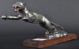 RARE VINTAGE DESMO PAINTED MOUTH LEAPING CAT CAR MASCOT