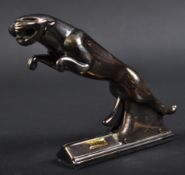 JAGUAR - NOVELTY 20TH CENTURY JAGUAR MASCOT CIGARETTE LIGHTER