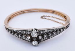 ANTIQUE 18CT GOLD & DIAMOND BANGLE