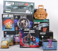 COLLECTION OF ASSORTED STAR TREK TOYS / GAMES / MEMORABILIA