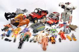 COLLECTION OF VINTAGE ACTION FIGURES PLAYSETS & ACTION FIGURES