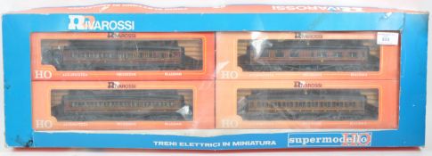 ORIGINAL ITALIAN RIVAROSSI 00 / HO GAUGE CARRIAGES SET
