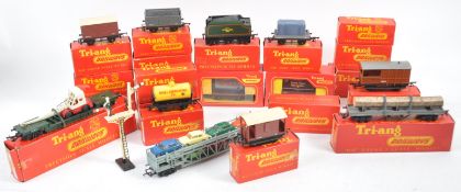 LARGE COLLECTION TRI-ANG 00 GAUGE TRAINSET ROLLING STOCK