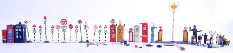 COLLECTION OF VINTAGE DINKY TOYS DIECAST ROADSIDE ACCESSORIES