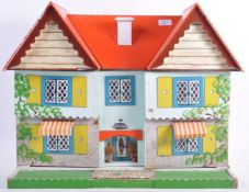 CHARMING VINTAGE TUDOR LODGE DOLLS HOUSE