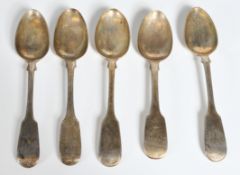 GROUP OF FIVE 19TH CENTURY VICTORIAN SILVER TEASPOONS