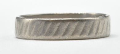 18CT GOLD WEDDING BAND RING