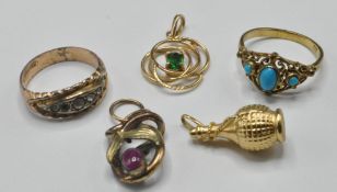 GROUP OF GOLD AND YELLOW METAL JEWELLERY