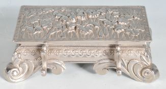 CHINESE ORIENTAL WHITE METAL DESK INKWELL