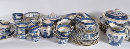 REAL OLD WILLOW BLUE AND WHITE DINNER SERVICE