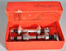 VINTAGE BICYCLE AND SPARES - VINTAGE OFMEGA HUB SET