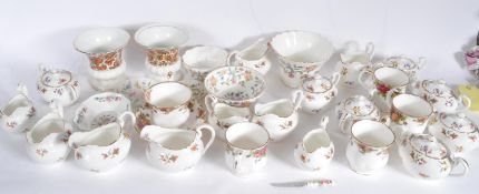 COLLECTION OF ASSORTED VINTAGE 20TH CENTURY CERAMICS