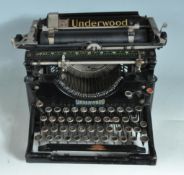VINTAGE 20TH CENTURY UNDERWOOD TYPEWRITER