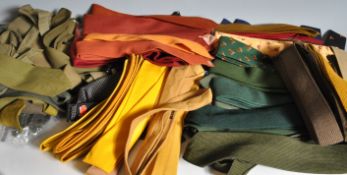 COLLECTION OF VINTAGE MENS SILK AND WOOL TIES.