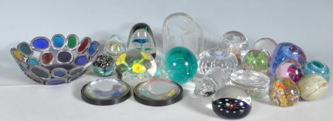 LARGE COLLECTION OF STUDIO ART GLASS PAPERWEIGHTS