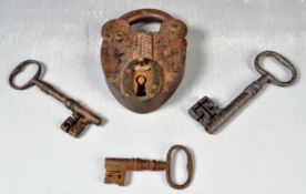 ANIQUE 18TH CENTURY IRON PADLOCK AND KEY