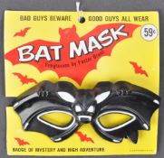 BATMAN - SCARCE VINTAGE AMERICAN MADE ' BAT MASK ' TOY