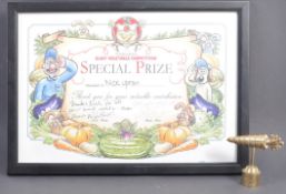 AARDMAN ANIMATIONS - CURSE OF THE WERE-RABBIT CREW GIFT