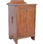 EARLY 20TH CENTURY EDWARDIAN MAHOGANY PERDONIUM