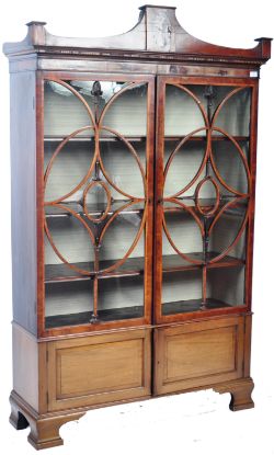 Online Antiques & Collectables Auction