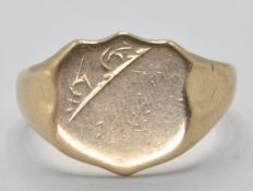 VINTAGE 9CT GOLD SIGNET RING