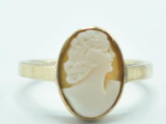 9CT GOLD CAMEO RING