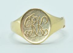 18CT GOLD SIGNET RING