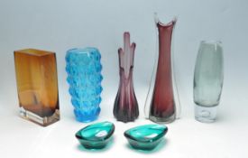 COLLECTION OF RETRO VINTAGE 20TH CENTURY STUDIO ART GLASS