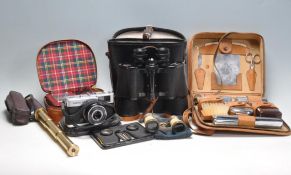 COLLECTION OF VINTAGE CURIOSITY ITEMS