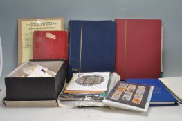 STAMPS - ACCUMULATION OF WORLD WIDE MIXED STAMPS