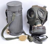 WWII SECOND WORLD WAR GERMAN THIRD REICH GAS MASK