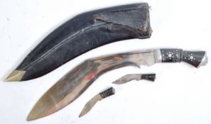 EARLY 20TH CENTURY GURKHA NEPALESE KUKRI KNIFE