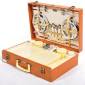 BREXTON - ORIGINAL VINTAGE TRAVELLING PICNIC HAMPER SET - COMPLETE