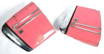 PAIR OF RETRO AMERICAN REAR CAR WINGS IN VIBRANT PINK