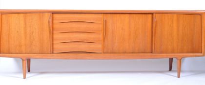 GUNNI OMANN FOR AXEL CHRISTIANSEN DANISH TEAK SIDEBOARD