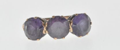 ANTIQUE 9CT GOLD THREE STONE RING