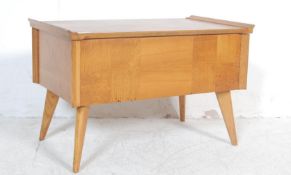 1970'S VINTAGE RETRO LIGHT OAK SEWING BOX