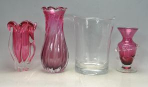 COLLECTION OF RETRO VINTAGE 20TH CENTURY STUDIO ART GLASS