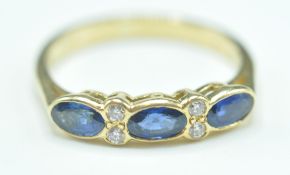 18CT GOLD SAPPHIRE AND DIAMOND RING