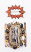 19TH CENTURY AGATE NECKLACE CLASP & CORAL BROOCH