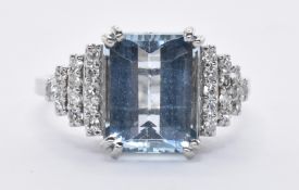18CT WHITE GOLD AQUAMARINE & DIAMOND RING