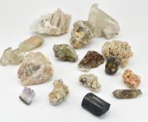 COLLECTION OF MINERAL & CRYSTAL SPECIMENS