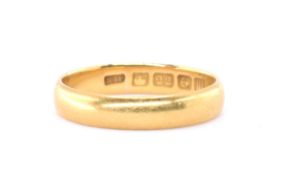 HALLMARKED 22CT GOLD BAND RING