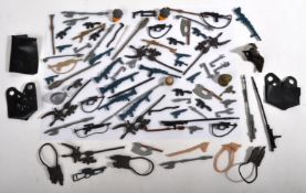 STAR WARS - LARGE COLLECTION OF ORIGINAL VINTAGE WEAPONS & ACCESSORIES.