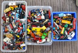 DIECAST - LARGE COLLECTION OF LOOSE DIECAST MODELS