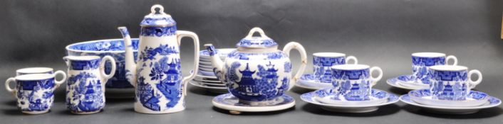 ROYAL WORCESTER BLUE & WHITE TEA SERVICE
