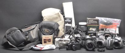 COLLECTION OF VINTAGE 20TH CENTURY CAMERAS