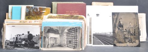 COLLECTION OF EPHEMERA - POSTCARDS, PHOTOGRAPHS ETC